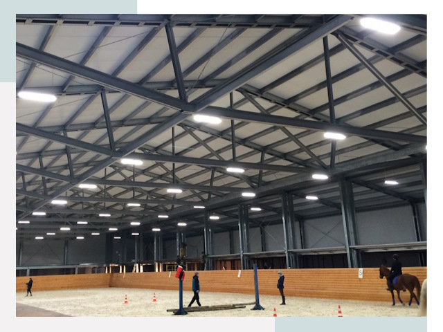 Строительство конных манежей от 610 руб в Сальск
